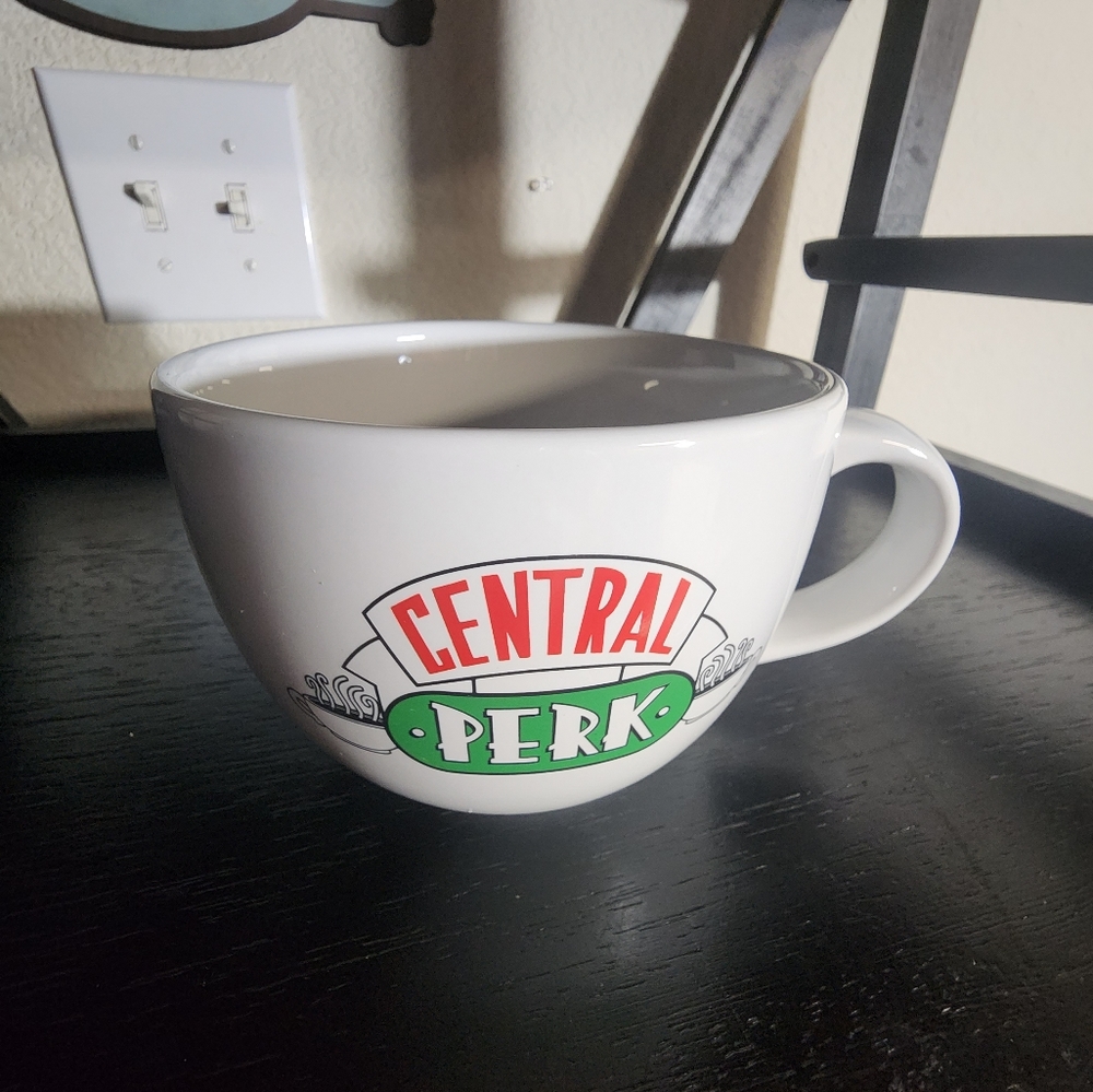 Friends central perk‎
